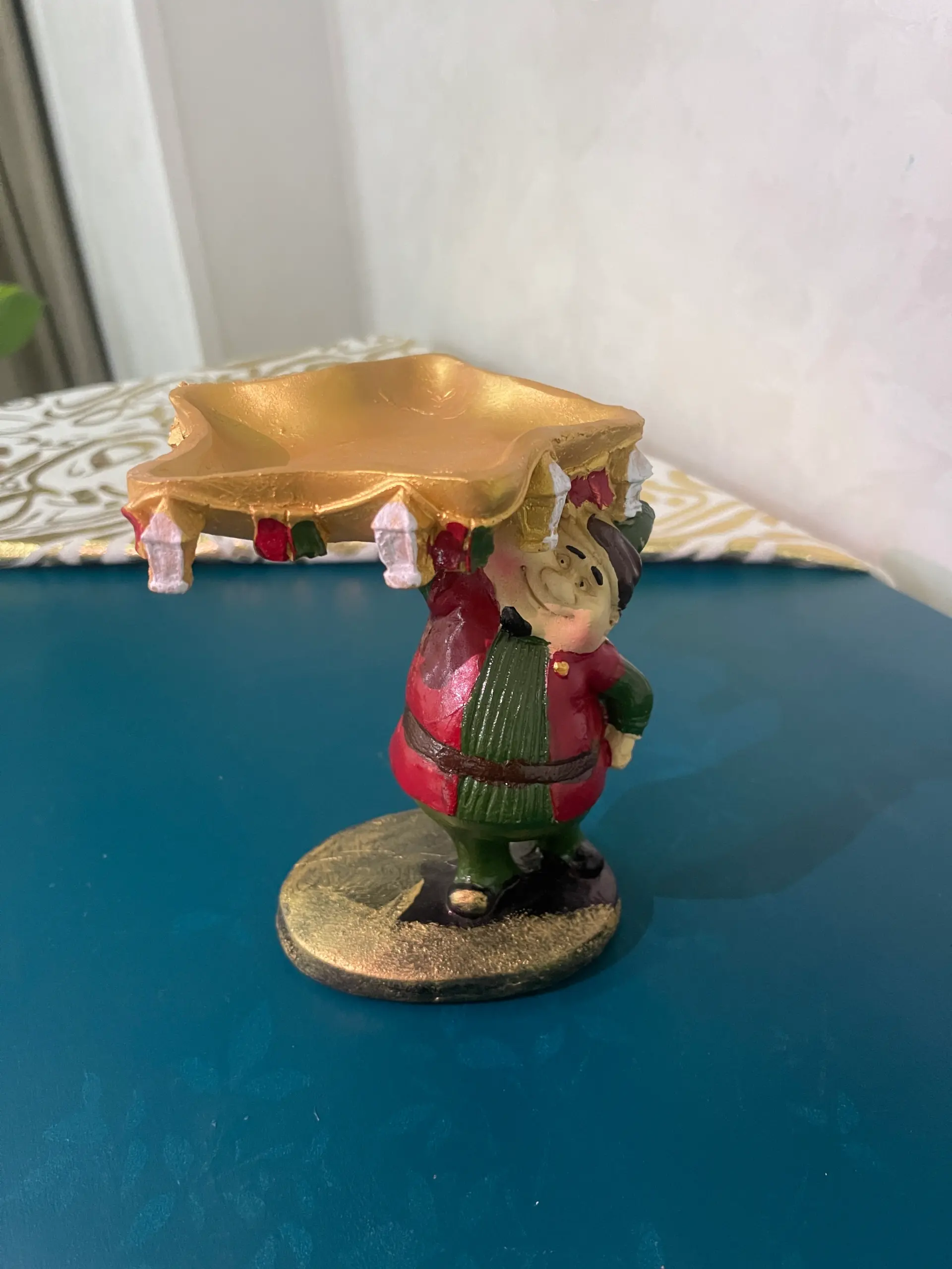 شخصية فنانيس رمضان حامل طبق نجمه تقديم للبلح والمكسرات - Ramadan Fananes Figurine Serving Plate for Dates and Nuts - Image 2