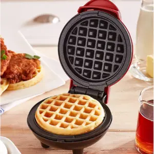 ماكينة الوافل والسندوتشات الصغيرة – Mini Waffle & Sandwich Maker for Quick Breakfast