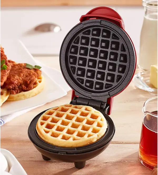 ماكينة الوافل والسندوتشات الصغيرة – Mini Waffle & Sandwich Maker for Quick Breakfast